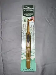 Clover 1009I Soft Touch Crochet Hook-Size I9/5.5mm