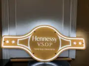 HENNESSY COGNAC VSOP LED BAR SIGN MAN CAVE GARAGE DECOR LIGHT NEW