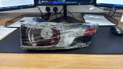 Land Rover Range Rover Evoque 2011-2015 Tail Light driver rear LR037710