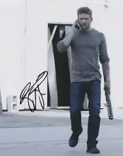 RYAN PHILLIPPE AS 'BOB LEE SWAGGER' SIGNED "SHOOTER" PHOTO