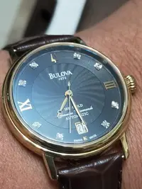 在飛比找Yahoo!奇摩拍賣優惠-“已售出” BULOVA 18K金真鑽限量男錶