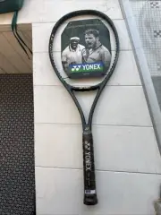 New Yonex Vcore Pro 97 HD 1/8 Grip. 320g Very Rare. List was $270. MADE IN JAPAN