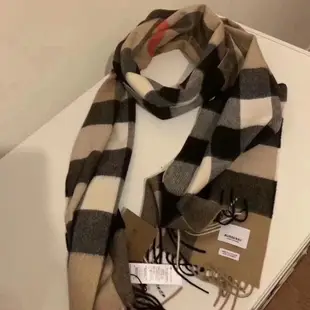 *minicrew品牌好物*Burberry 經典格紋喀什米爾羊毛圍巾