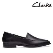 【Clarks】女鞋Sarafyna Freva 美好生活素面微方頭樂福鞋 平底鞋(CLF74827D)