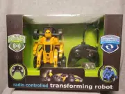 The Black Series Radio Controlled R/C Transforming Robot New in Box 27 MHz B4