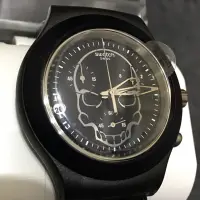 在飛比找蝦皮購物優惠-Swatch 黑色骷髏錶面 金屬錶帶 （限量全新）- 出清