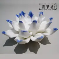 在飛比找PChome24h購物優惠-【原藝坊】古典仿銅 手工蓮花香插(百搭)