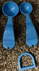 Tupperware Measuring Measure Spoons Set of 2 Blue w/ Ring Curved Handles New