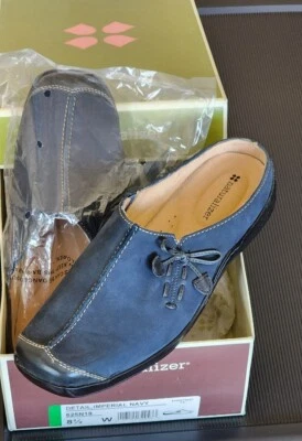 Naturalizer Comfort Slide in Women Sandals Size 8 1/2 2 tone Navy