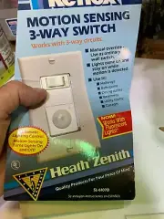 Motion Sensing 3-Way Wall Light Switch, Heath Zenith Reflex SL-6107D