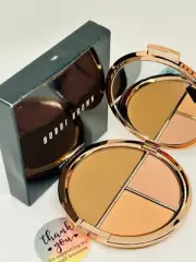 Bobbi Brown FACE & CHEEK PALETTE LIGHT - BRONZING POWDER/BLUSH/ILLUMINATING NIB