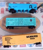 HO SCALE Three Bachmann Freight Cars LN ***NICE LQQK***