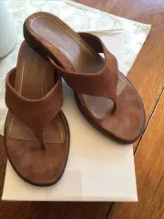 Vionic Agave Comfort Toe Post Sandal Monks Robe Size 9 $130
