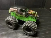 Hot Wheels Monster Jam Trucks Grave Digger 1:64 Scale Black Rims