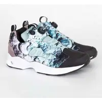 在飛比找蝦皮購物優惠-Reebok INSTA PUMP FURY ROAD SG