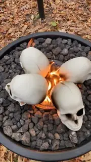 Imitated Human Skull Gas Log For Indoor Outdoor Halloween Fireplaces 2Pack White
