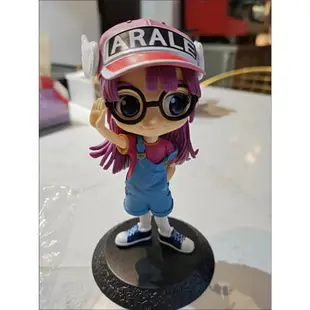 2023 Arale Arale 粉紅色頭髮智商博士 小雲娃娃裝飾模型