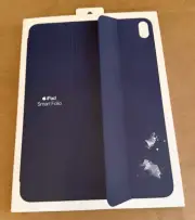 Apple Smart Folio iPad Air 10.9" 4th & 5th Generation Navy Blue MH073ZM/A