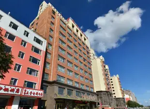 前郭鑫宇龍佳酒店Xinyu Longjia Hotel