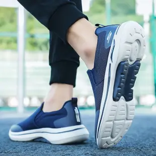 【適合矮個子】增高3cm！斯凱奇/Skechers GOWALK Archfit 男士新款厚底耐磨運動鞋 時尚休閒鞋