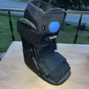 United Ortho Short Air Cam Walker Fracture Boot, Black Extra Small