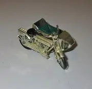 LESNEY MODELS OF YESTERYEAR #8 1914 SUNBEAM MOTORCYCLE & SIDE CAR