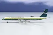 AC419943 AeroClassics 707-320C 1/400 Model AP-AXA Pakistan International