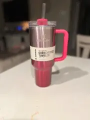 STANLEY 40oz Quencher H2.0Tumbler Hot Pink Ombre - Camelia Gradient
