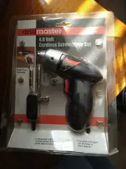 Drill Master 4,8 V Cordless Screwdriver Set .1/4 In