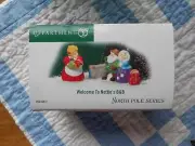 DEPT 56 NORTH POLE VILLAGE Accessory WELCOME TO NETTIE'S B&B (T) NIB