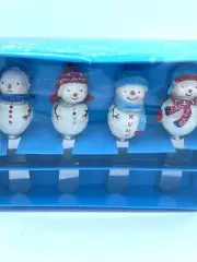St Nicholas Square Snowman Spreaders