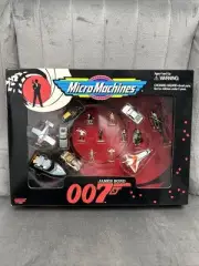 Micro Machines James Bond 007 Figures and Vehicles 1995 Galoob No. 74810