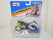 MAISTO 2 WHEELERS 1:18 BMW S1000RR MOTORCYCLE BIKE DIECAST MODEL TOY NEW IN BOX