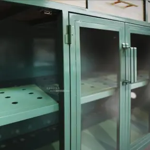 【Trohome 拓家設計家具】玻璃門片鐵製收納櫃(此為訂製品 交期依尺寸另行確認/收納櫃/置物櫃/櫃子)