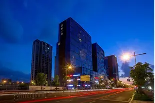 理想家酒店公寓(寧波東部會展文化廣場地鐵站店)Dream House Hotel & Apartment (Ningbo East Exhibition Culture Square Metro Station)