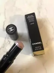 CHANEL Baume Essentiel Multi-Use Glow Stick Highlighter Spring 2023 LILAS