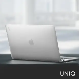 【UNIQ】MacBook Pro 13吋 2020 Claro輕薄防刮電腦保護殼