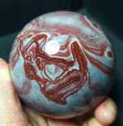 TOP 614g Natural Polished Mexico Red Stripes Agate Crystal Sphere Ball WD636