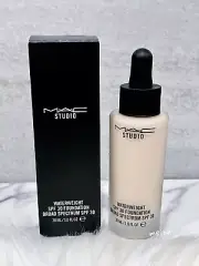 MAC Studio Waterweight SPF 30 Foundation ~NC20~ 1oz/30mL, New With Box