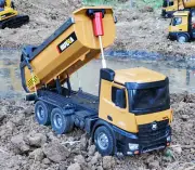 Huina 1573 1:14 Scale 2.4GHz 10 CH RC Plastic Dump Truck
