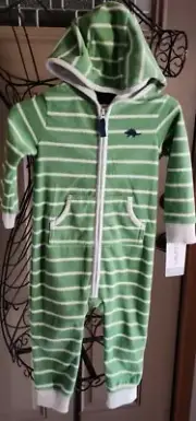 Carter’s ~ 12 Month Baby ~ One (1) Piece Sleeper ~ Green Striped