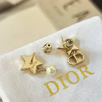 在飛比找Yahoo!奇摩拍賣優惠-迪奧 Dior 珍珠 耳環