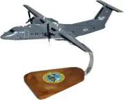 US Army Bombardier RO-6 Dash 8 ARL 60590 Desk Top Display Model 1/78 SC Airplane