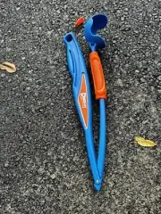 Chuckit Fetch And Fold Launcher Medium Compact Ball Launcher For Easy Travel