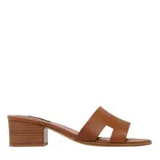 AUBREY BROWN | Nine West