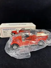Standard Oil Company Mandan Refinery Fire Engine Seagrave 1/30 Scale Open Box