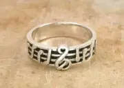 CUTE STERLING SILVER MUSIC NOTES BAND RING size 7 style# r0780