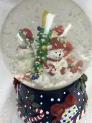LAURIE GATES CHRISTMAS TWILIGHT music box COLLECTION SNOW GLOBE 2000