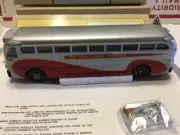 CORGI 98468 CHAMPLAIN YELLOW COACH 743 DIE CAST MODEL 1994 MATTEL NIB Complete