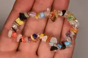 *MIXED STONE* Chip Bead Bracelet 10.8g Elastic Tumbled Stones Fairy Chips Beads